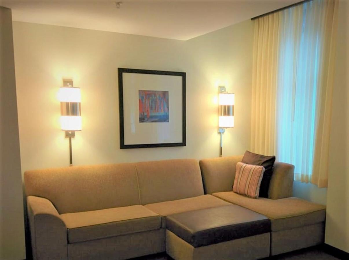 Hyatt Place Des Moines Downtown Екстер'єр фото