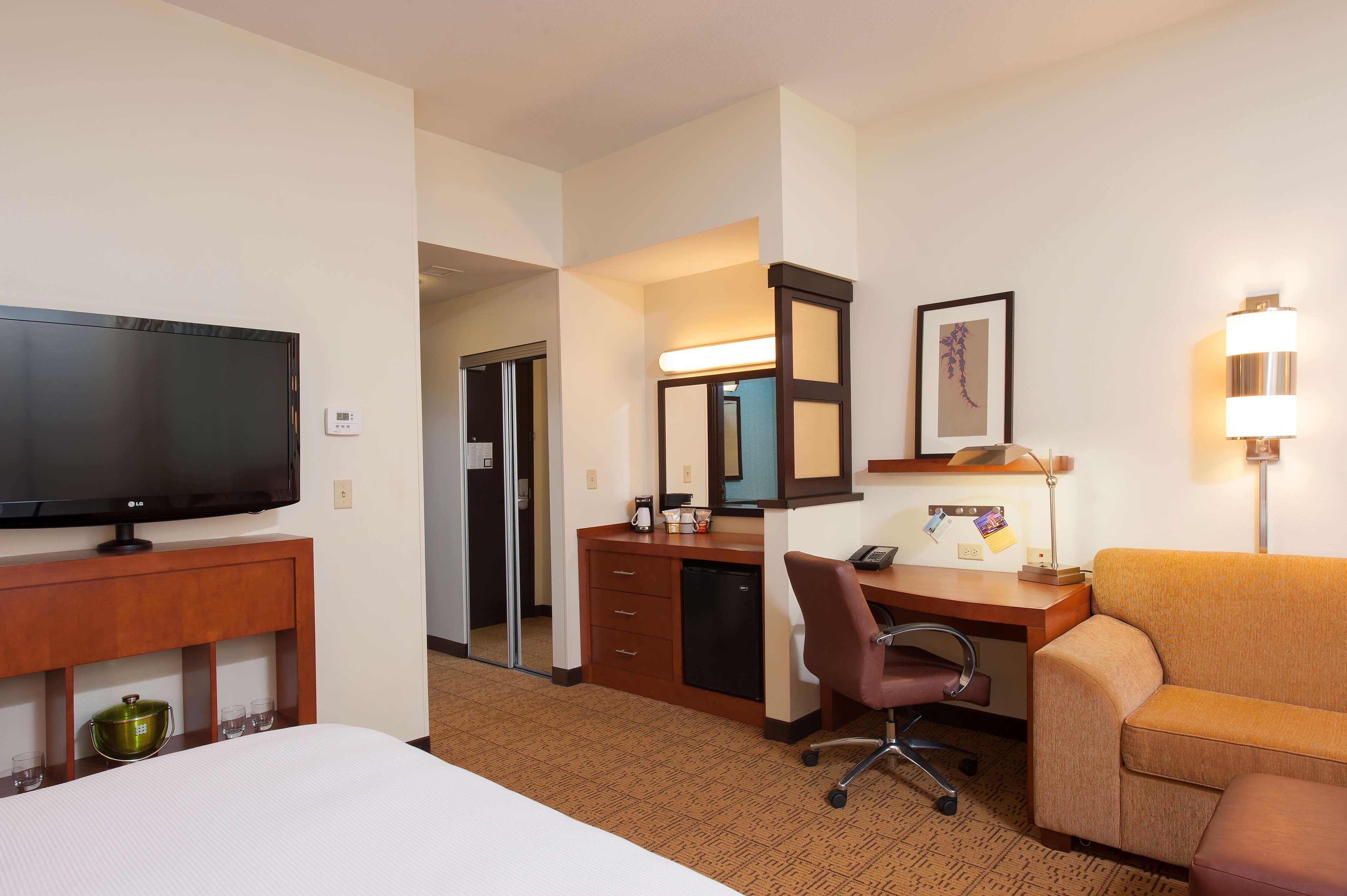 Hyatt Place Des Moines Downtown Екстер'єр фото