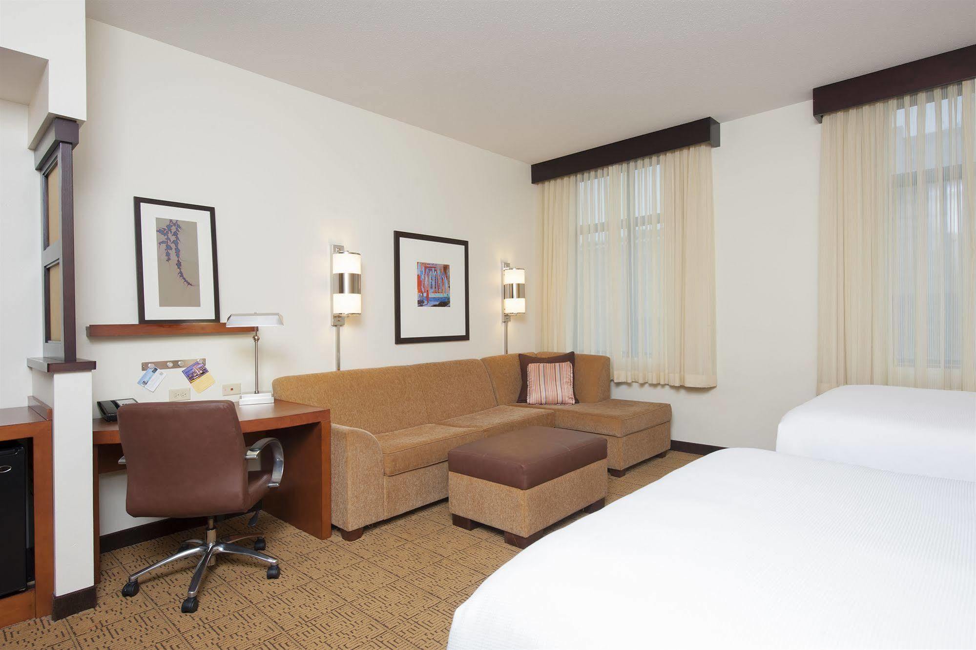 Hyatt Place Des Moines Downtown Екстер'єр фото