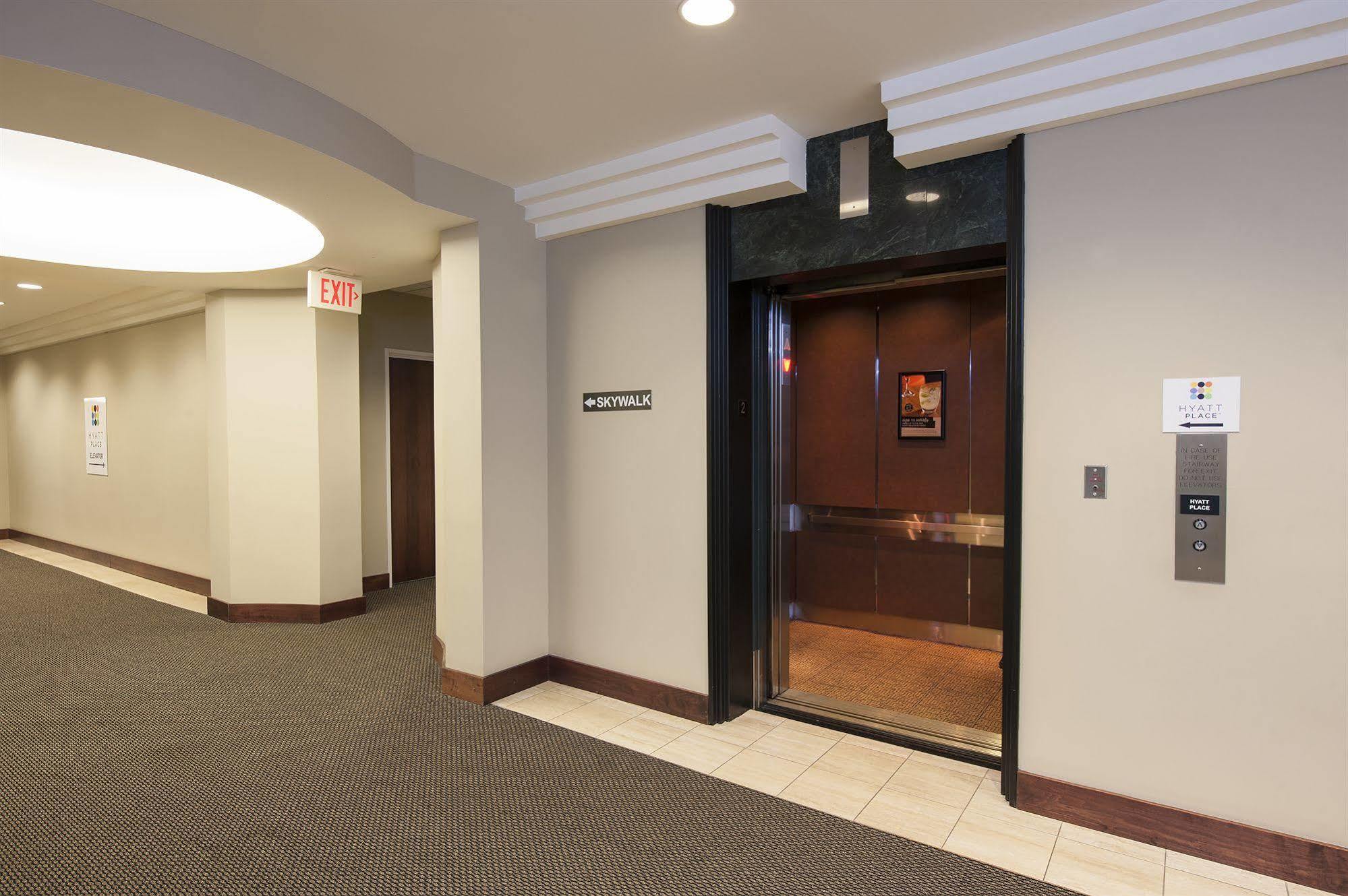 Hyatt Place Des Moines Downtown Екстер'єр фото